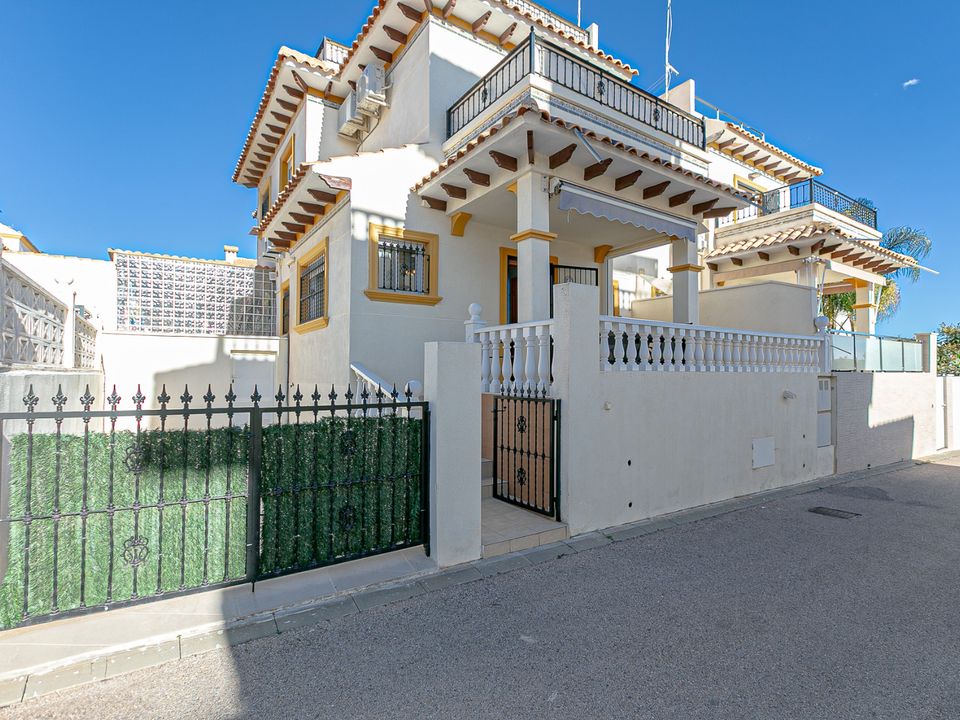 Villa i Playa Flamenca, Alicante - foto 1