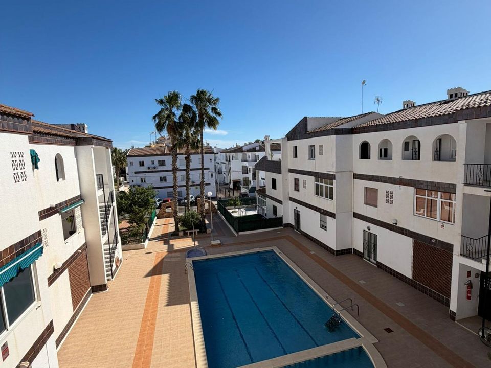 Lejlighed i Punta Prima, Alicante - foto 2