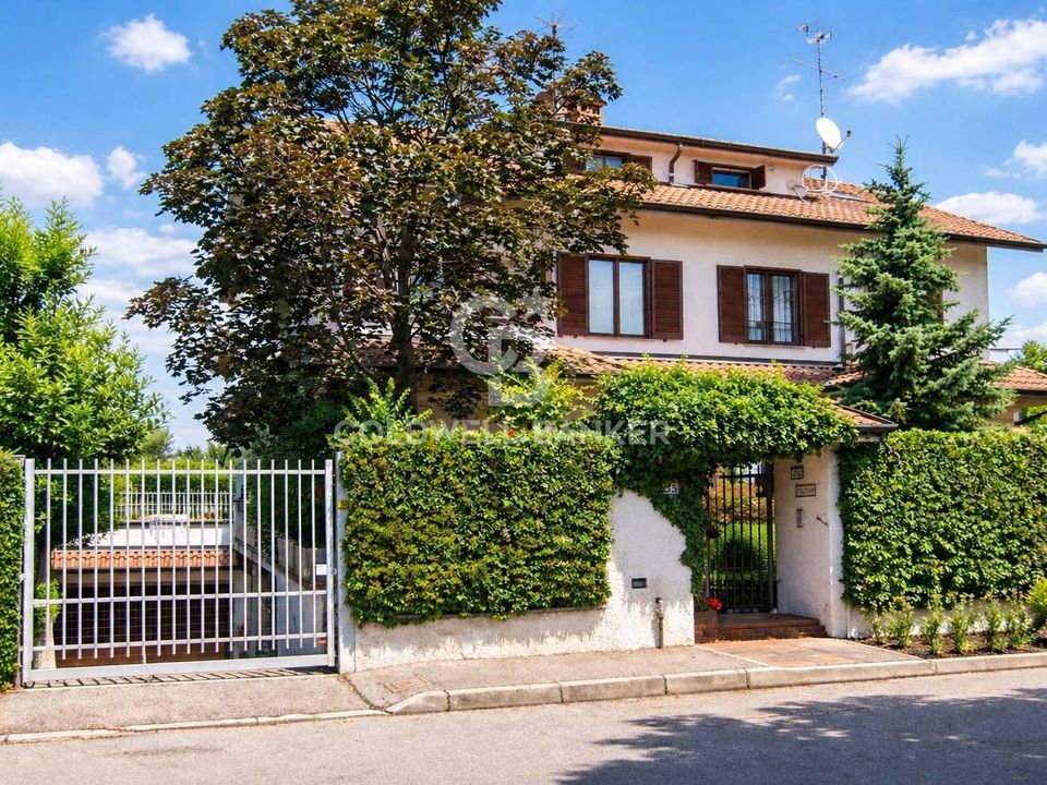 Villa i Pioltello, Milan - foto 1