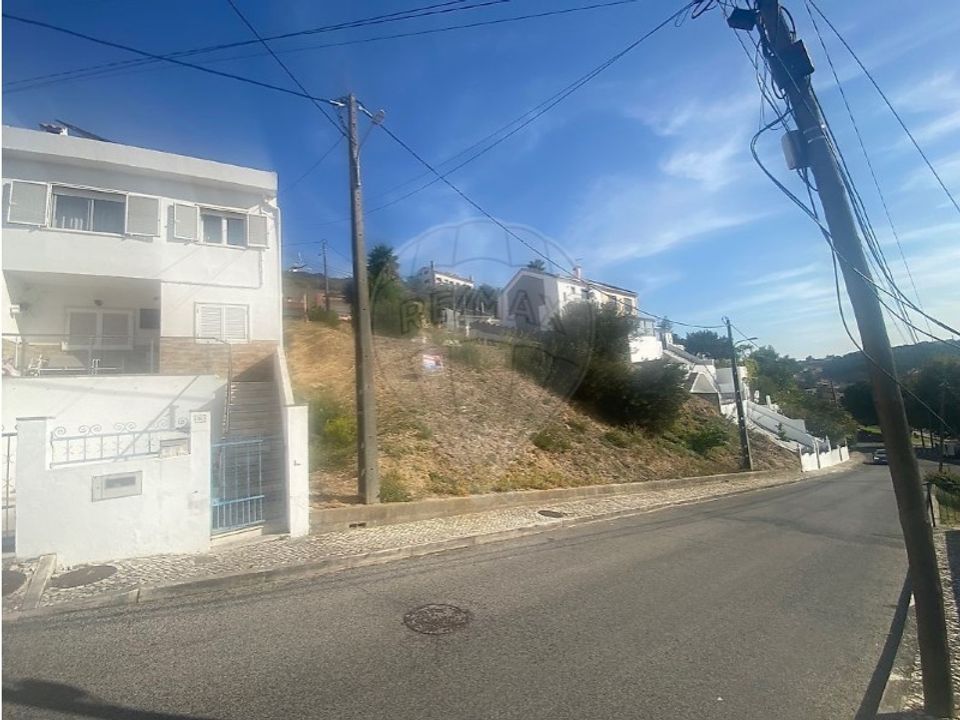Helårsgrund i Camarate, Lisbon - foto 4