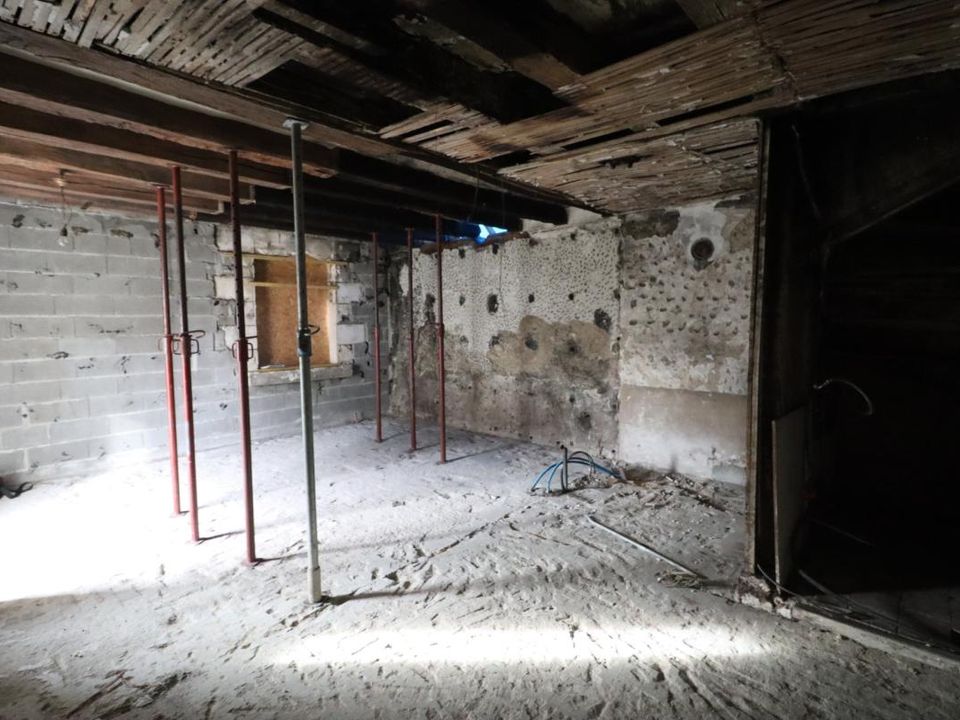 Landsbyhus i Savigné-sur-Lathan, Indre-et-Loire - foto 3