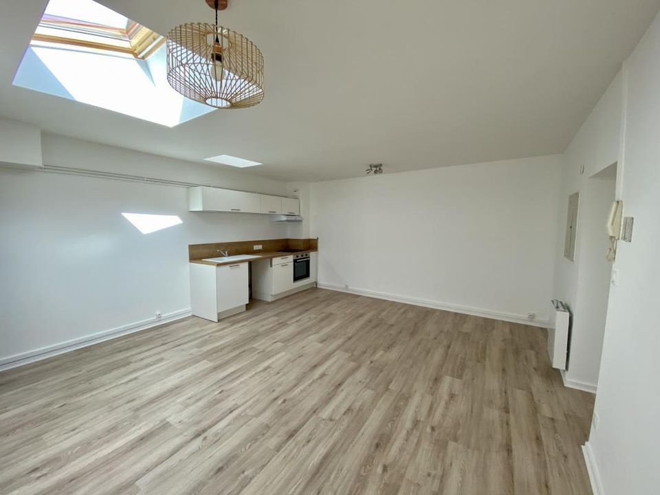 Studio in Villefranche-sur-Saône, Rhone - photo 1