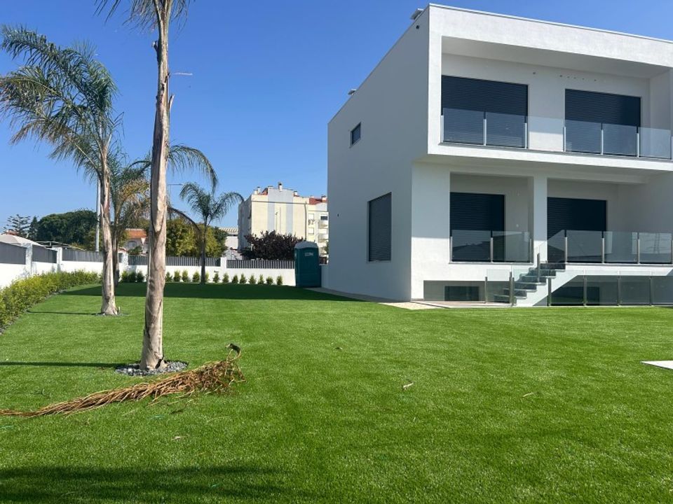 Byhus i Almada, Setubal - foto 1