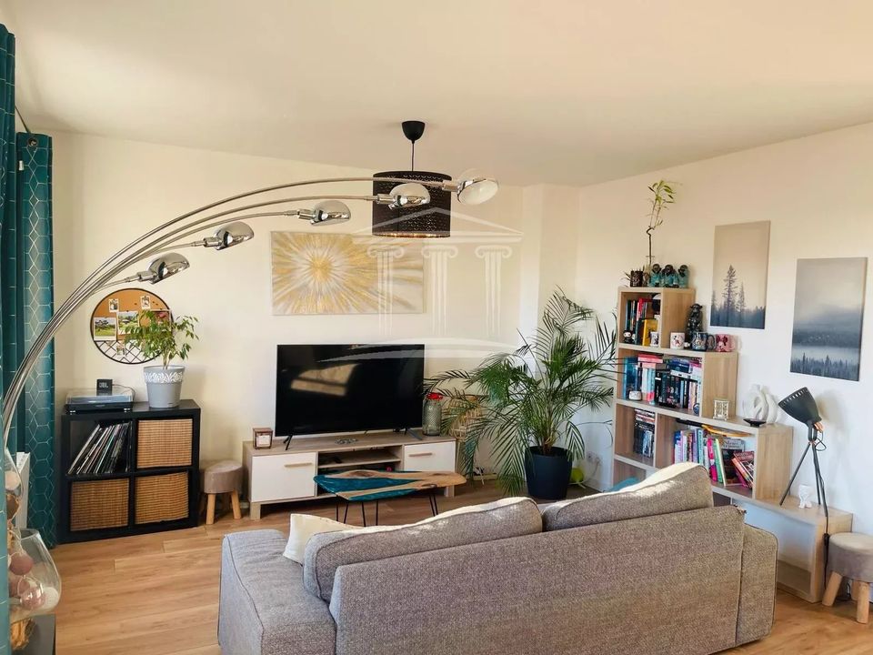 Apartamento en Sorgues, Vaucluse - foto 1
