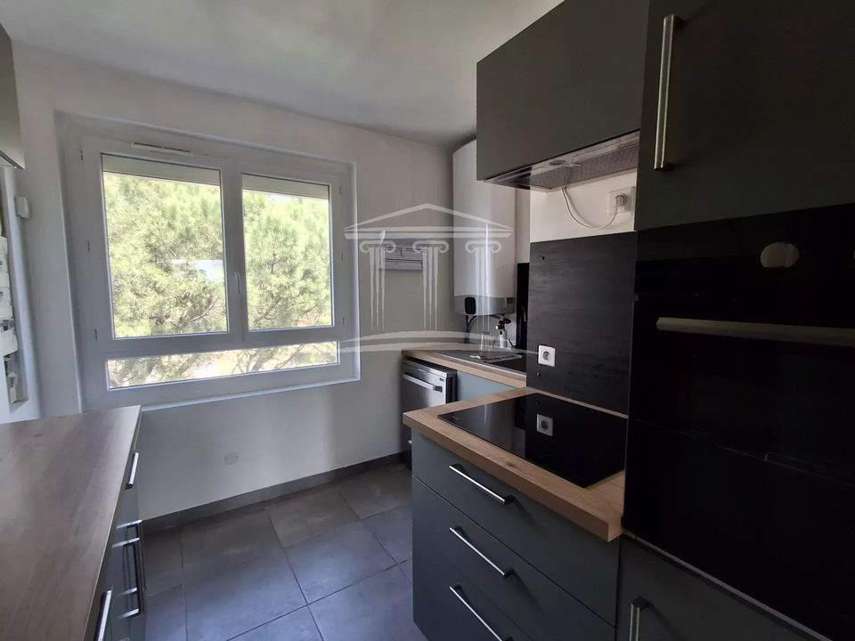 Apartamento en Sorgues, Vaucluse - foto 2