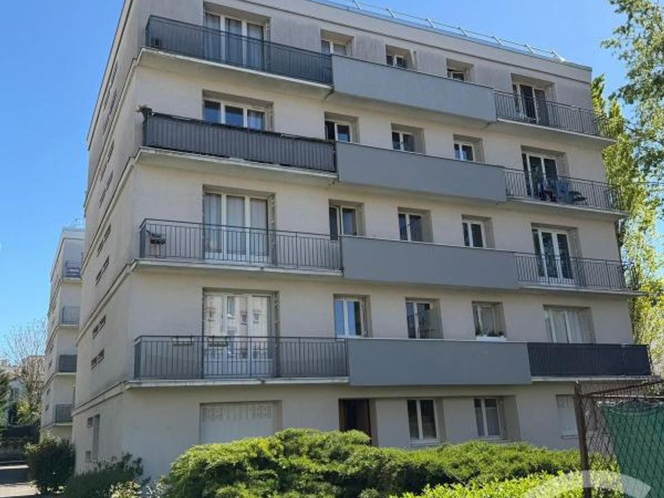 Parkeringsplads i Maisons-Alfort, Val-de-Marne - foto 1