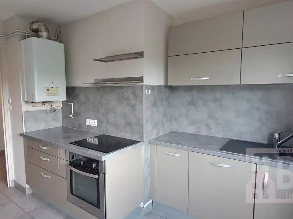 Apartament a Le Pont-de-Claix, Isere - foto 1