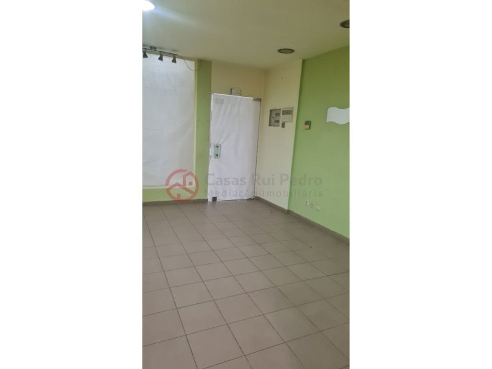 Erhvervsejendom i Laranjeiro, Setubal - foto 4