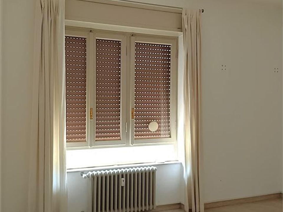Erhvervsejendom i Terni, Terni - foto 4