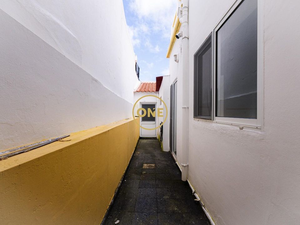 Byhus i Ponta Delgada, Sao Miguel - foto 4
