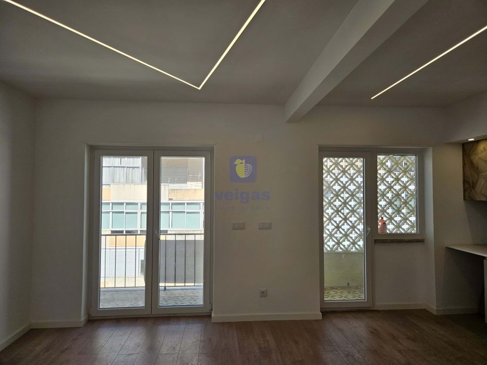 Lejlighed i Amadora, Lisbon - foto 3