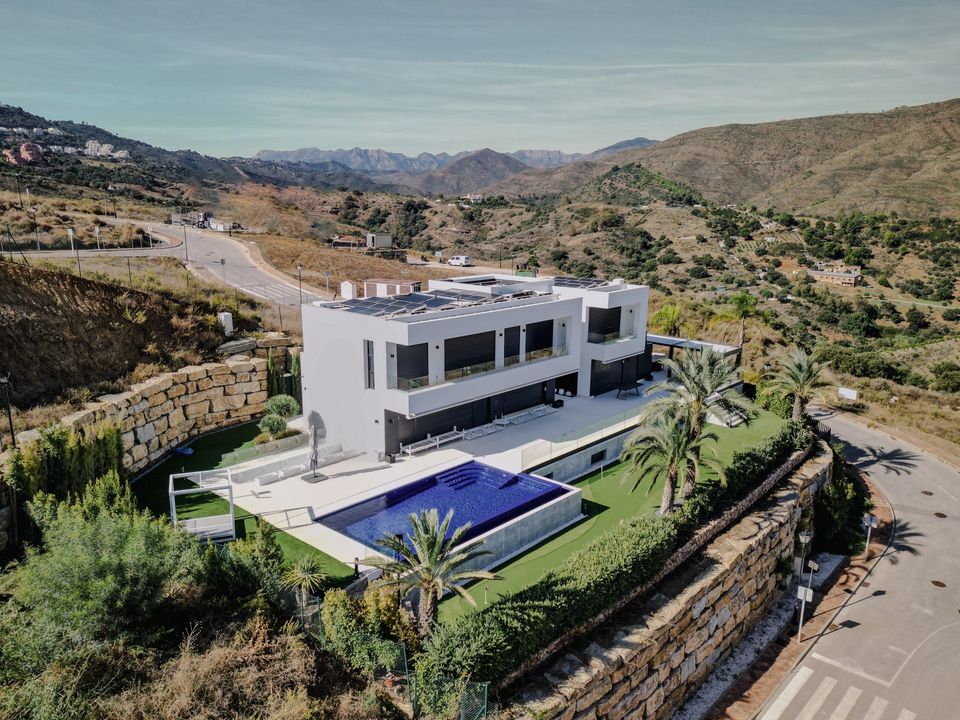 Villa i Mijas Costa, Malaga - foto 1