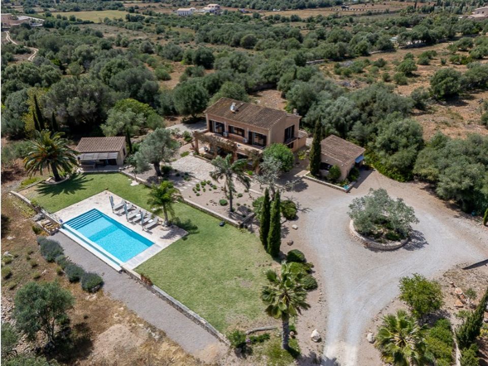 Landejendom i Ses Salines, Mallorca - foto 1