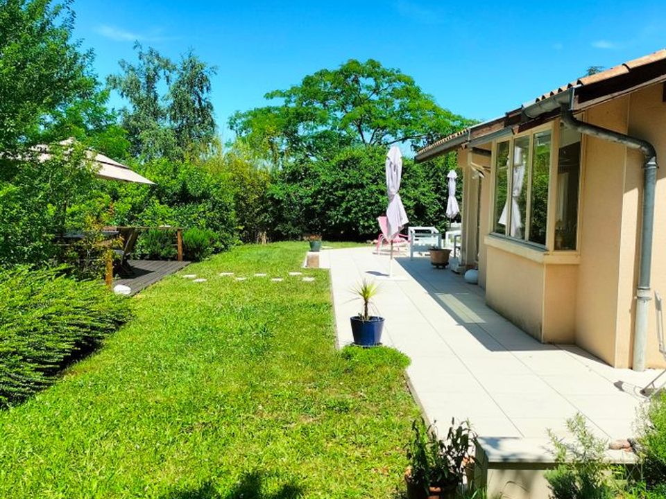 Villa a Saint-Genis-Laval, Rhone - foto 3