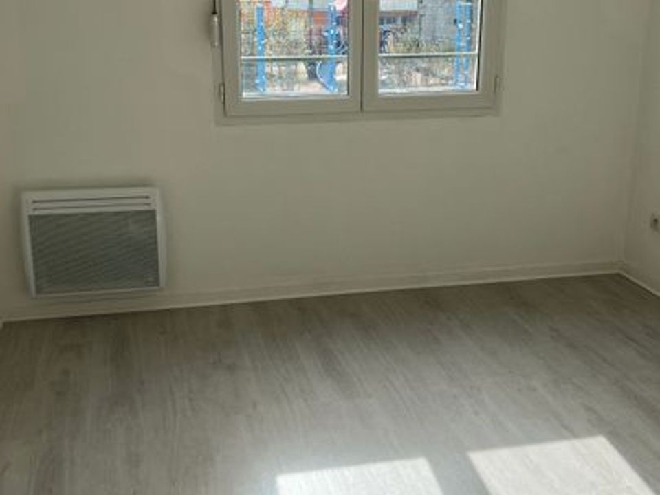 Lejlighed i Dugny, Seine-Saint-Denis - foto 2