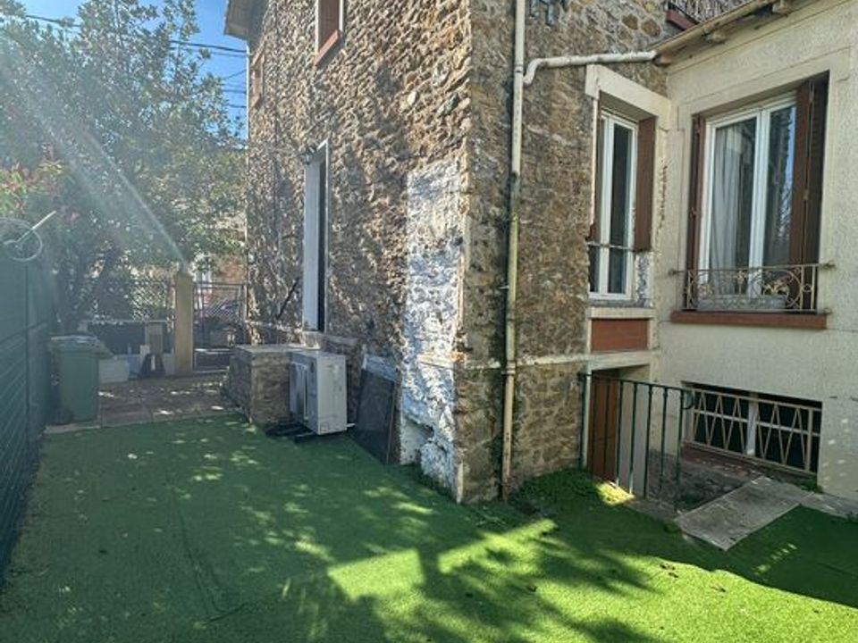 Villa i Villeneuve-Saint-Georges, Val-de-Marne - foto 1