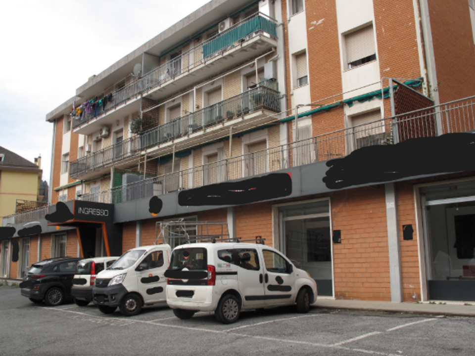 Erhvervsejendom i Serra Ricco, Genoa - foto 1