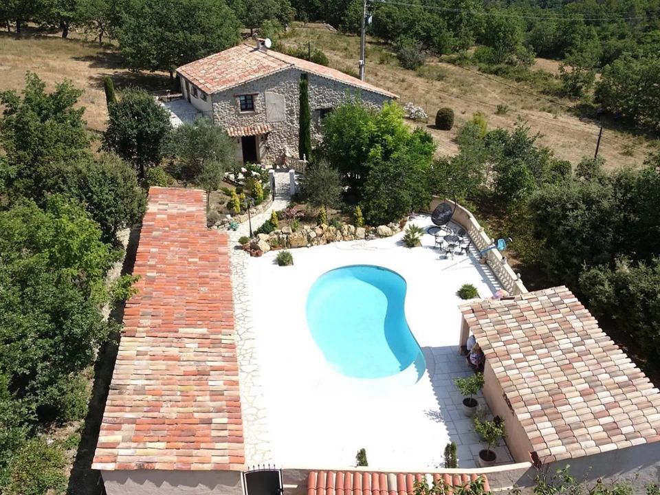Villa i Châteaudouble, Var - foto 1