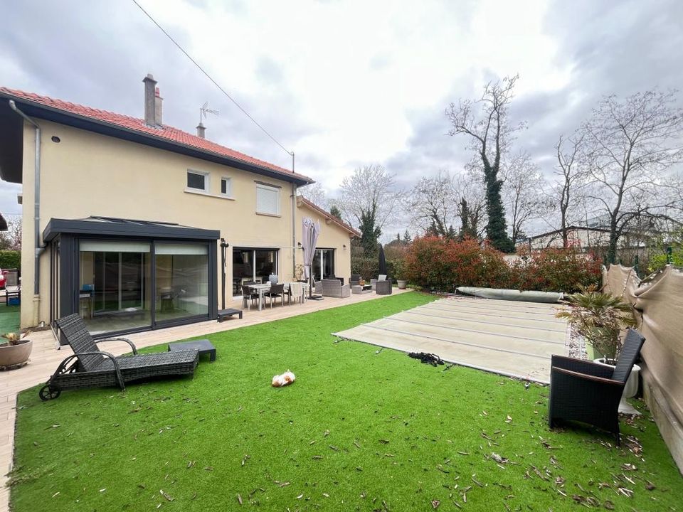 Villa i Villieu-Loyes-Mollon, Ain - foto 3
