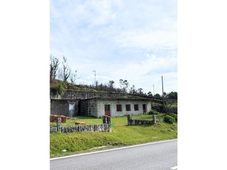 Villa i Arcos de Valdevez, Viana do Castelo - foto 1