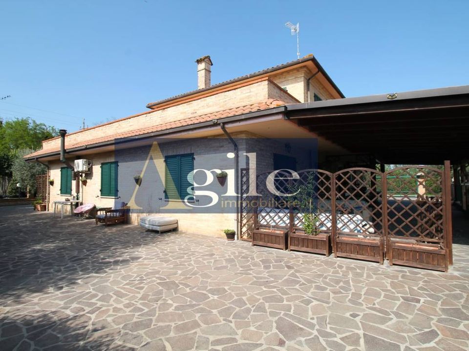 Villa i Spinetoli, Ascoli Piceno - foto 1