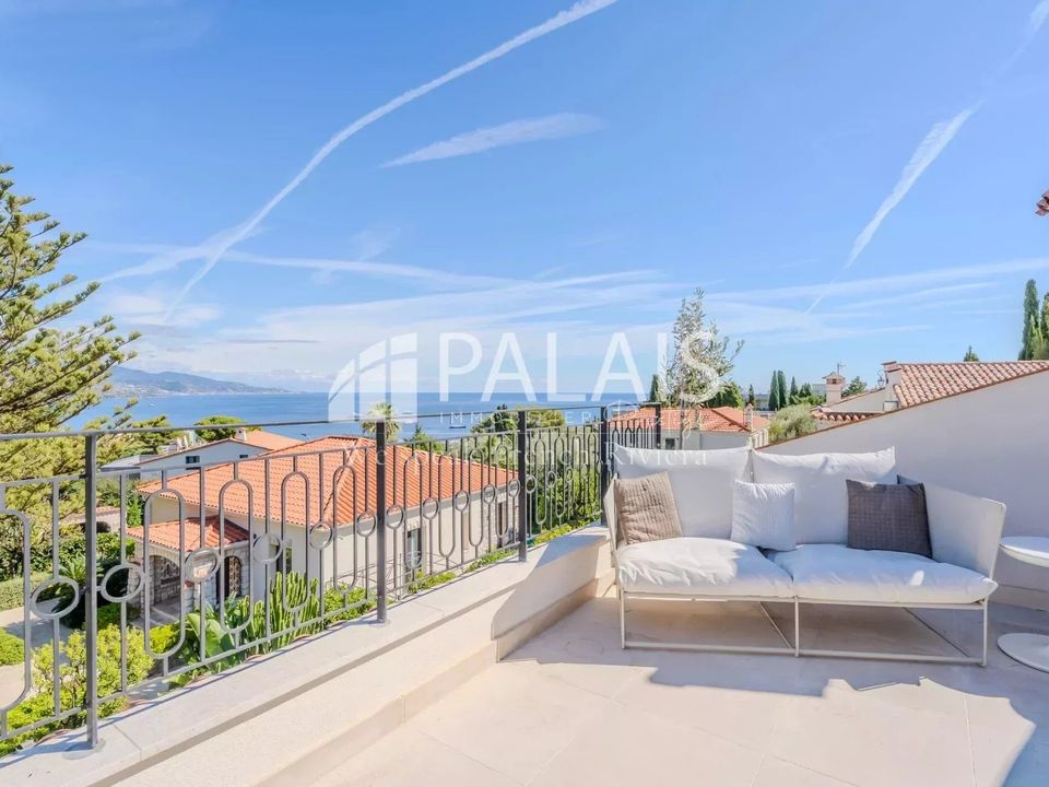 Villa i Roquebrune-Cap-Martin, Alpes-Maritimes - foto 1