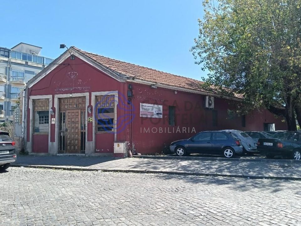 Erhvervsejendom i Espinho, Aveiro - foto 1