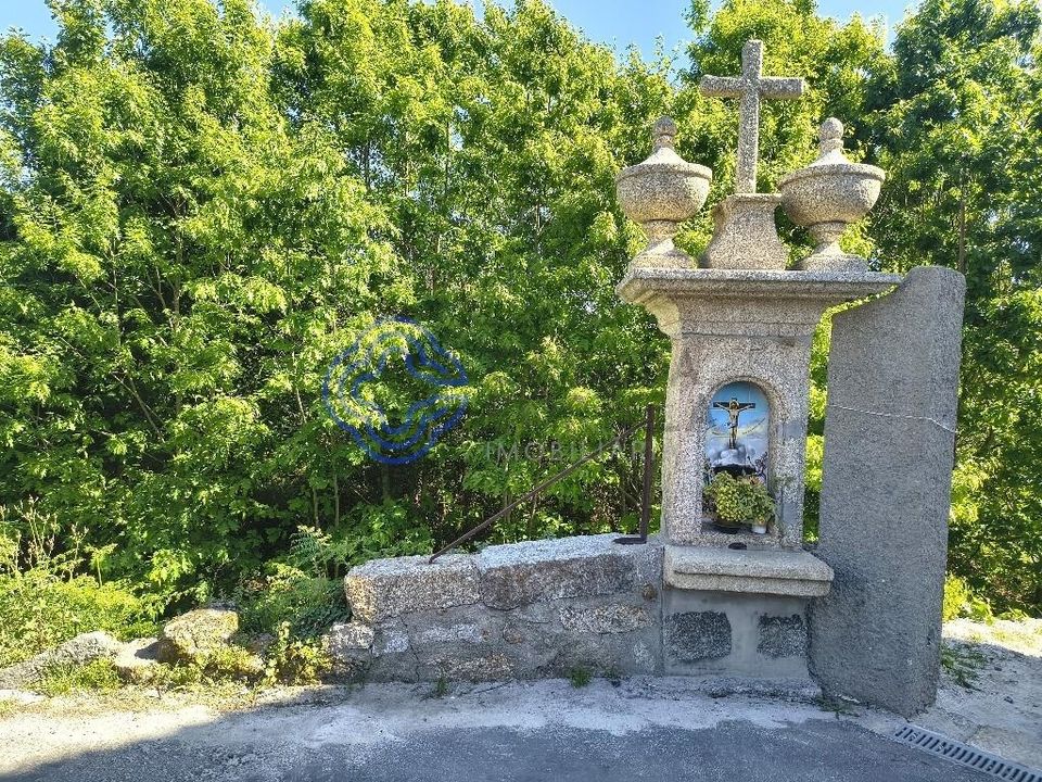 Erhvervsejendom i Penafiel, Porto - foto 3