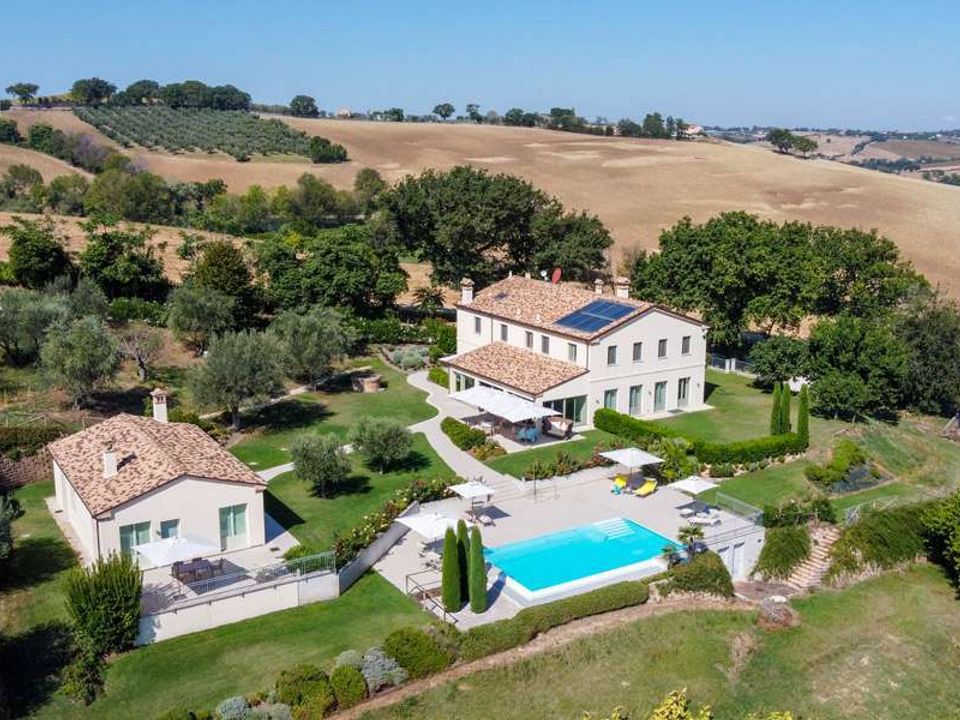 Villa i Monte San Vito, Ancona - foto 1