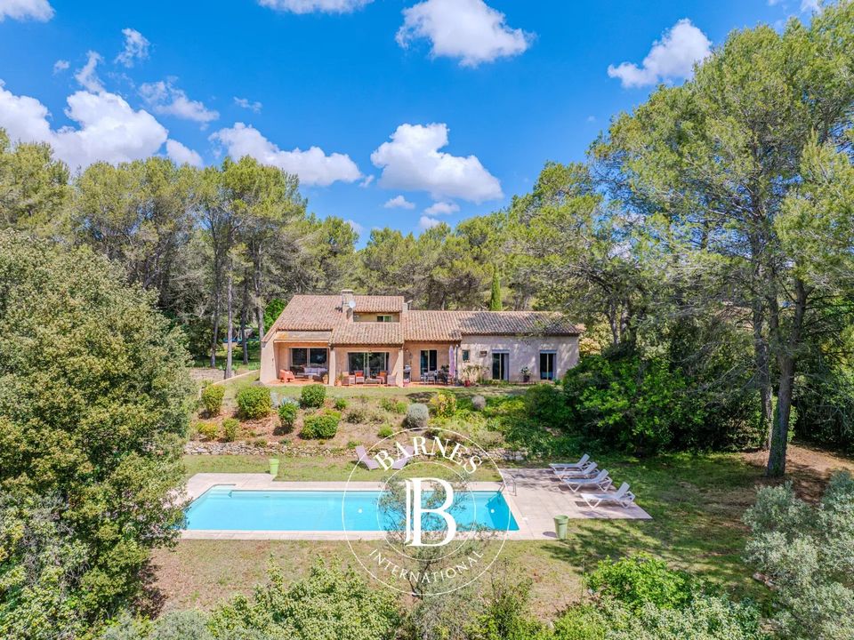 Villa a Lambesc, Bouches-du-Rhone - foto 1