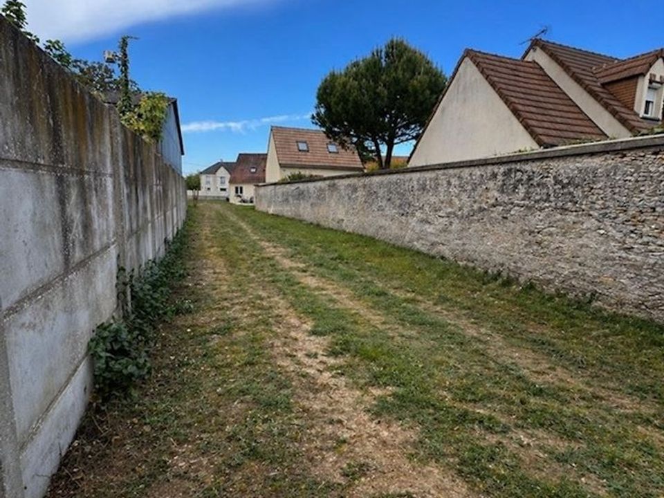 Helårsgrund i Pussay, Essonne - foto 1