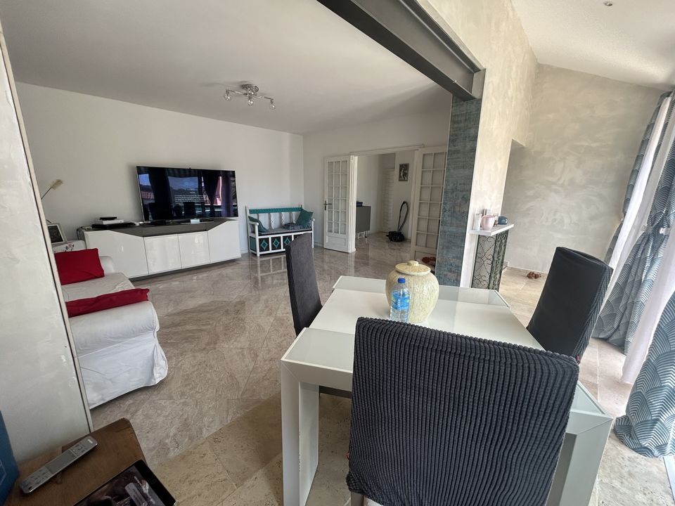 Villa i Plan-de-Cuques, Bouches-du-Rhone - bilde 4