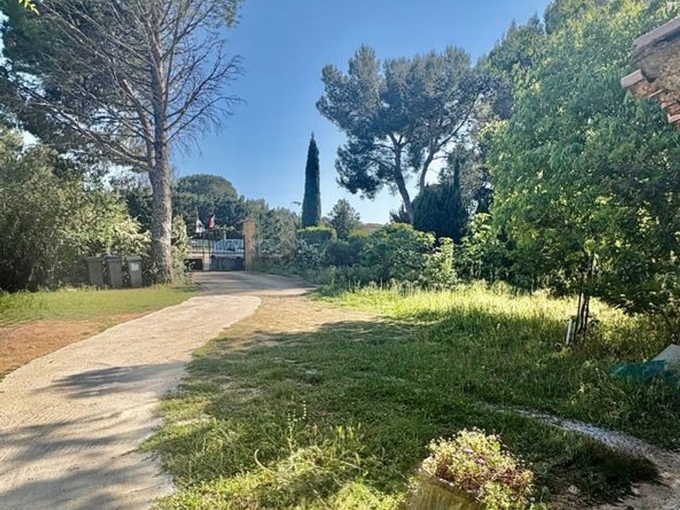 Villa i Rochefort-du-Gard, Gard - foto 1