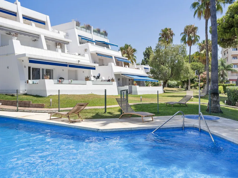 Lejlighed i Puerto Banus, Malaga - foto 1