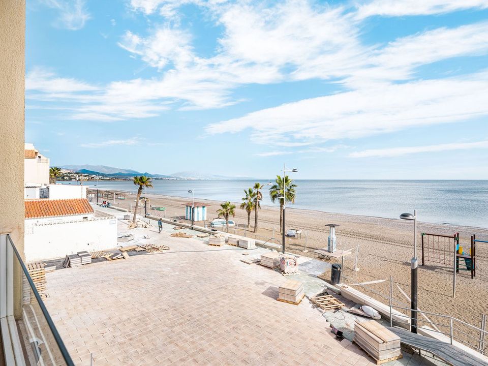 Villa i San Luis De Sabinillas, Malaga - foto 3