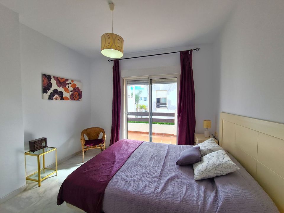 Lejlighed i Estepona, Malaga - foto 3