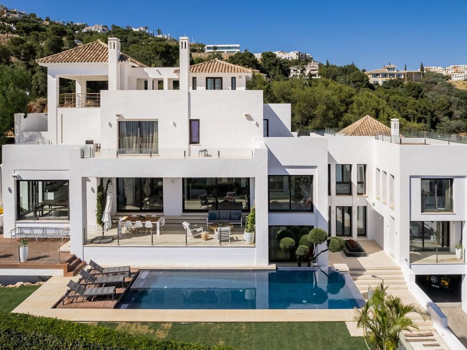 Lejlighed i Los Monteros, Malaga - foto 1
