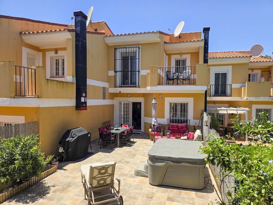 Lejlighed i La Duquesa, Malaga - foto 1