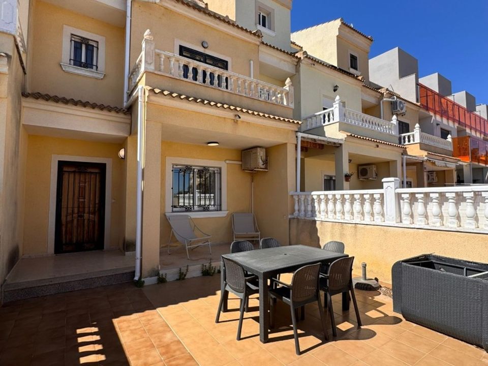 Byhus i Dehesa De Campoamor, Alicante - foto 1
