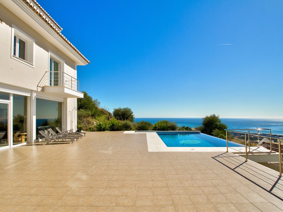 Lejlighed i Los Monteros, Malaga - foto 1