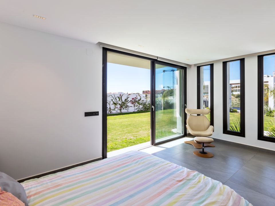 Villa i El Paraiso, Malaga - bilde 3