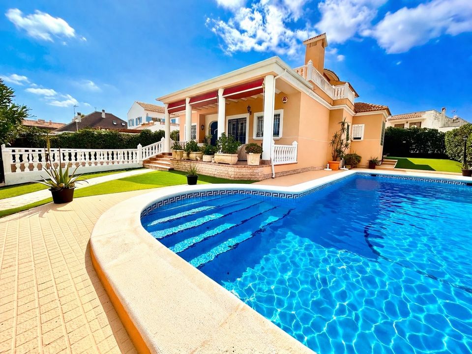 Villa i La Mata, Alicante - foto 1