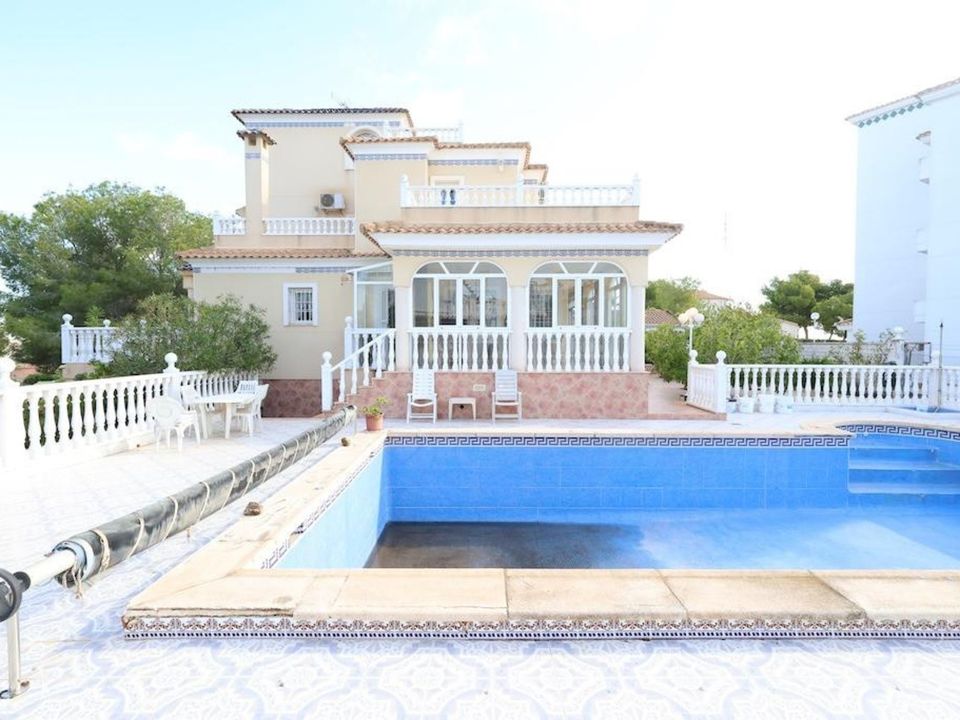 Villa i Orihuela Costa, Alicante - foto 1