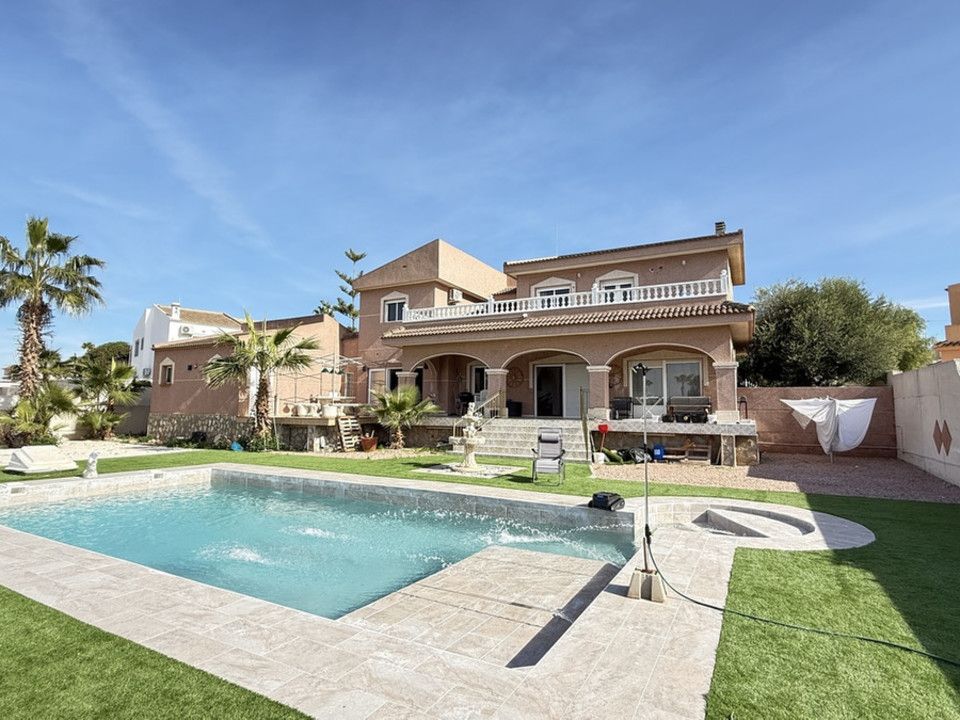 Villa i Benijofar, Alicante - foto 1