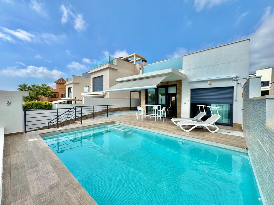 Villa i San Miguel De Salinas, Alicante - foto 1