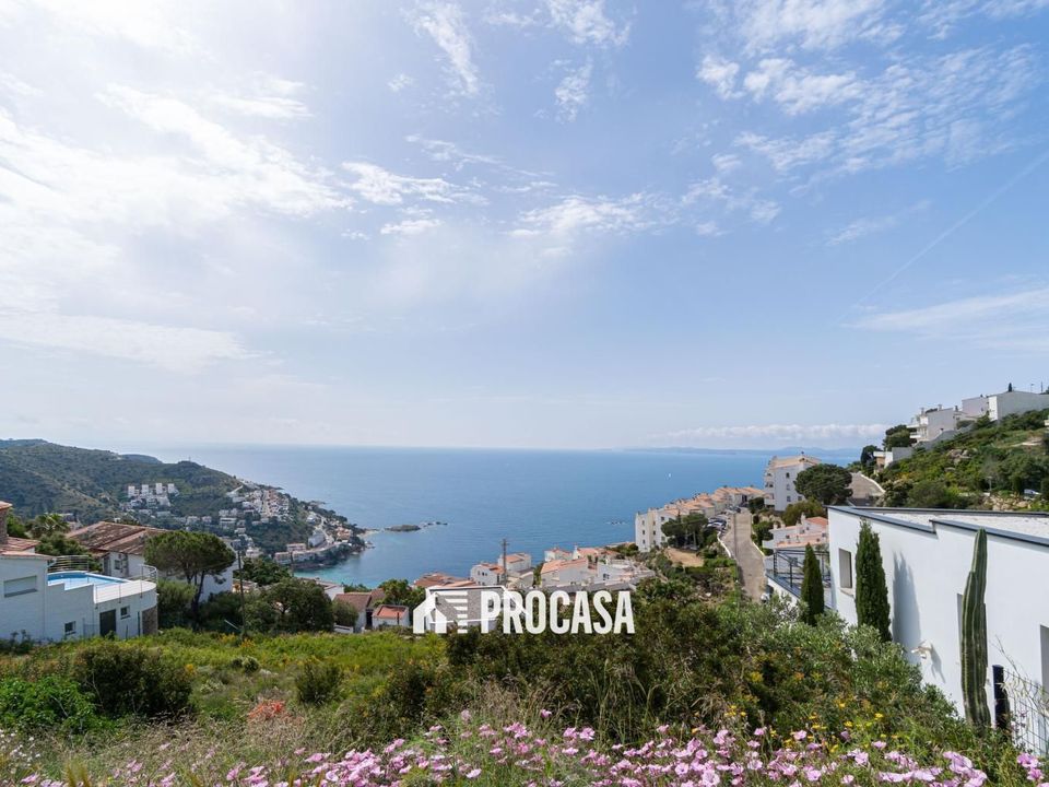 Villa en Roses, Gerona - foto 1