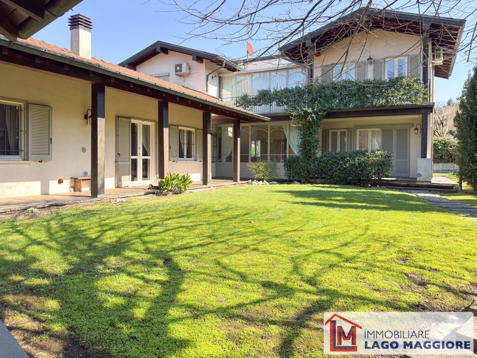 Villa i Travedona Monate, Varese - foto 1