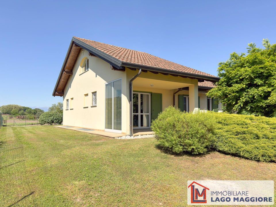 Villa i Angera, Varese - foto 2
