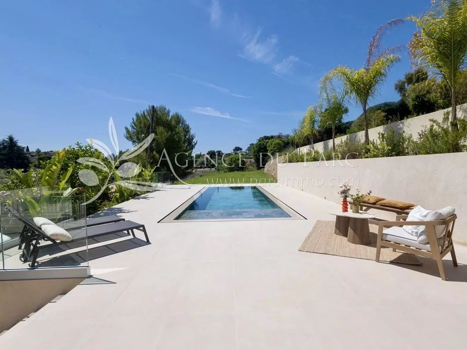 Villa i Antibes, Alpes-Maritimes - foto 1