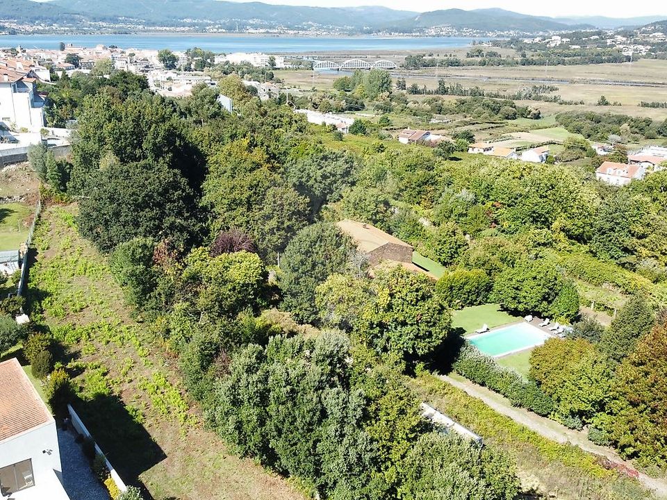 Helårsgrund i Caminha, Viana do Castelo - foto 2